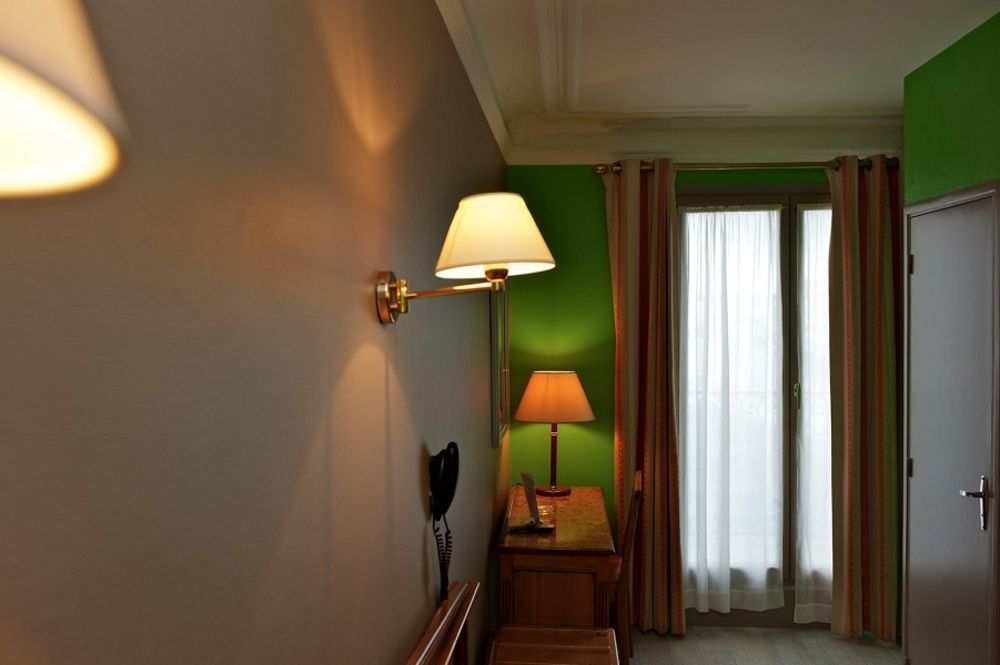 Hotel Richmond Gare Du Nord Париж Екстериор снимка